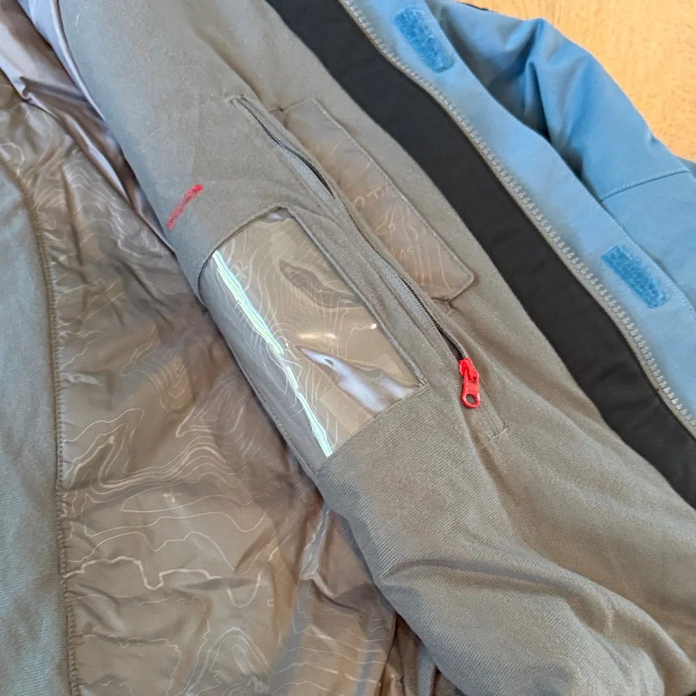 686 Men's Blue, Gray & Black Hooded Snow Board/Ski Jacket